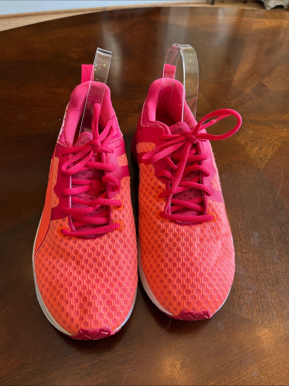 Women's Pink-Orange Lightweight Athletic Sneakers, Pumaโs